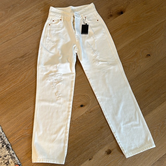 NWT- Melissa Webb Travis White Denim Pant. - Picture 4 of 10
